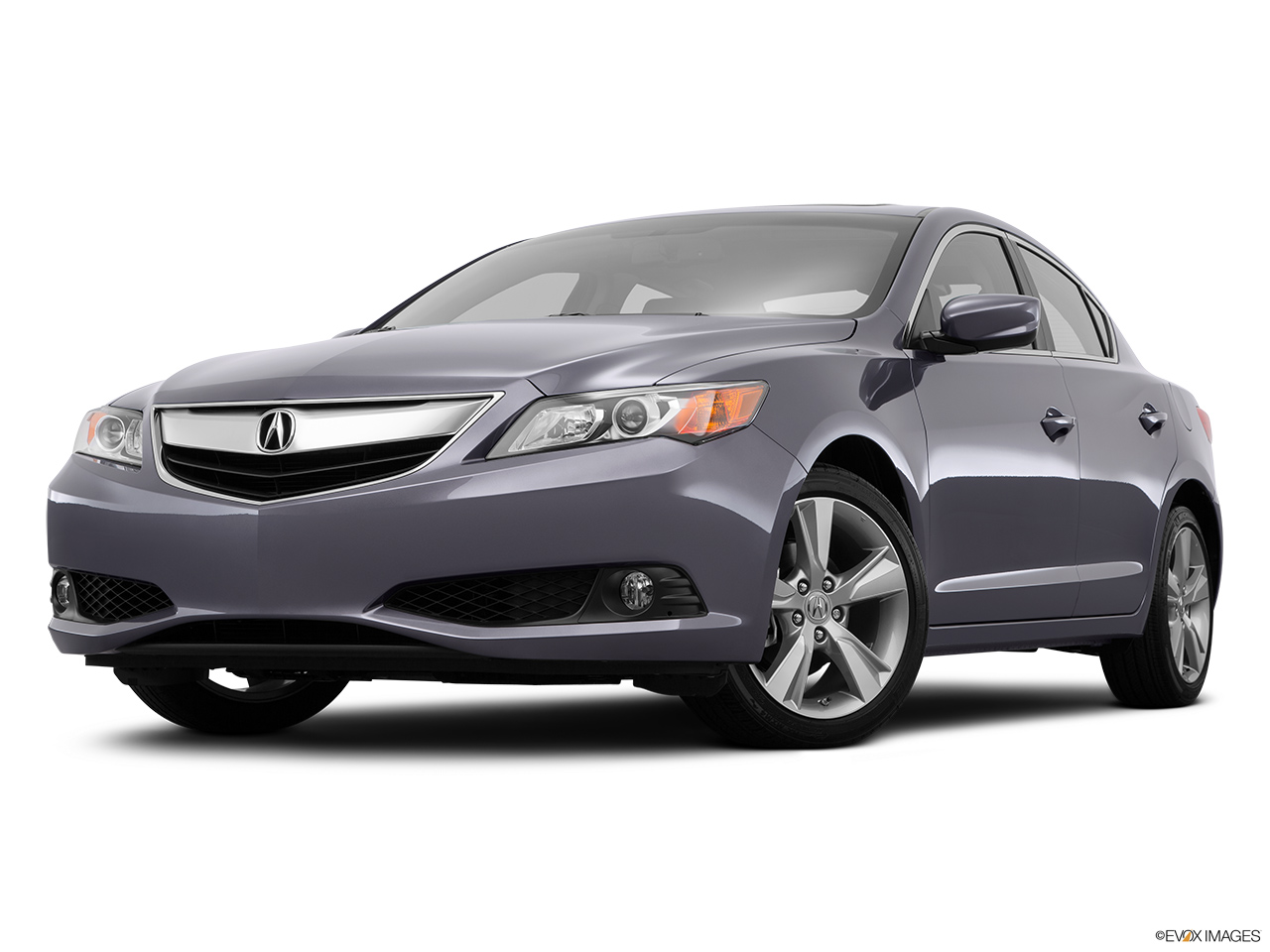 2015 Acura ILX 5-Speed Automatic Front angle view, low wide perspective. 