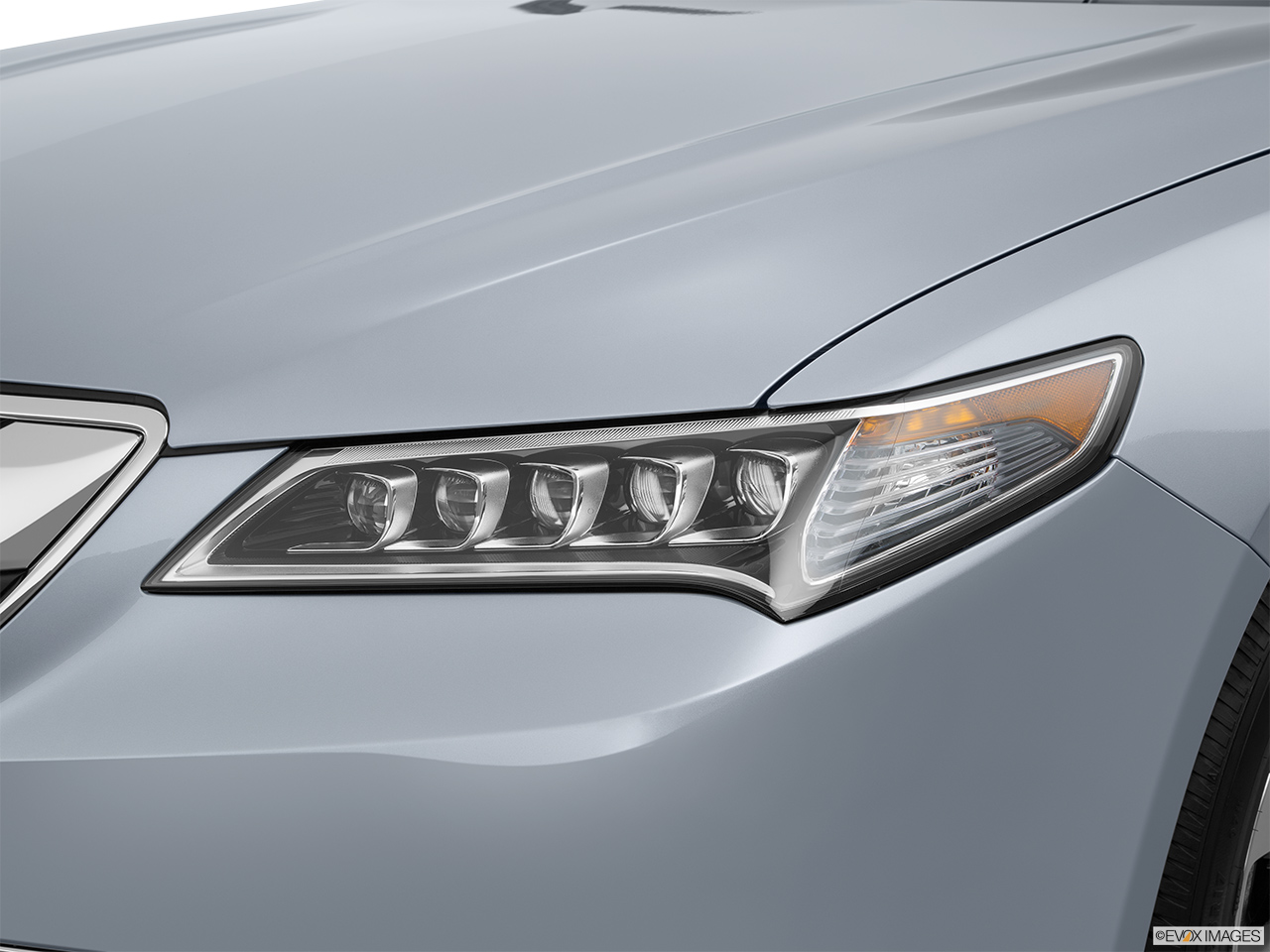 2015 Acura TLX 2.4 8-DCP P-AWS Drivers Side Headlight. 