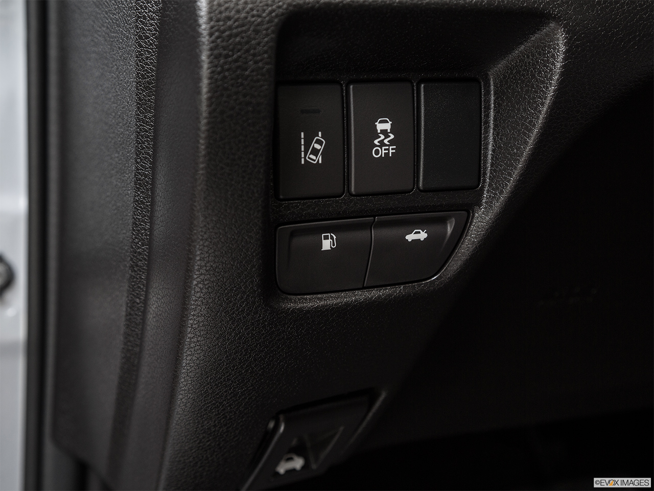 2015 Acura TLX 2.4 8-DCP P-AWS Gas cap release. 
