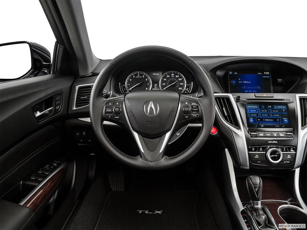2015 Acura TLX 2.4 8-DCP P-AWS Steering wheel/Center Console. 