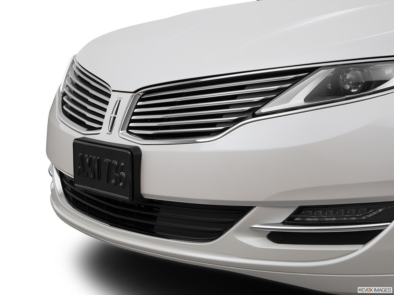 2015 Lincoln MKZ Base Close up of Grill. 