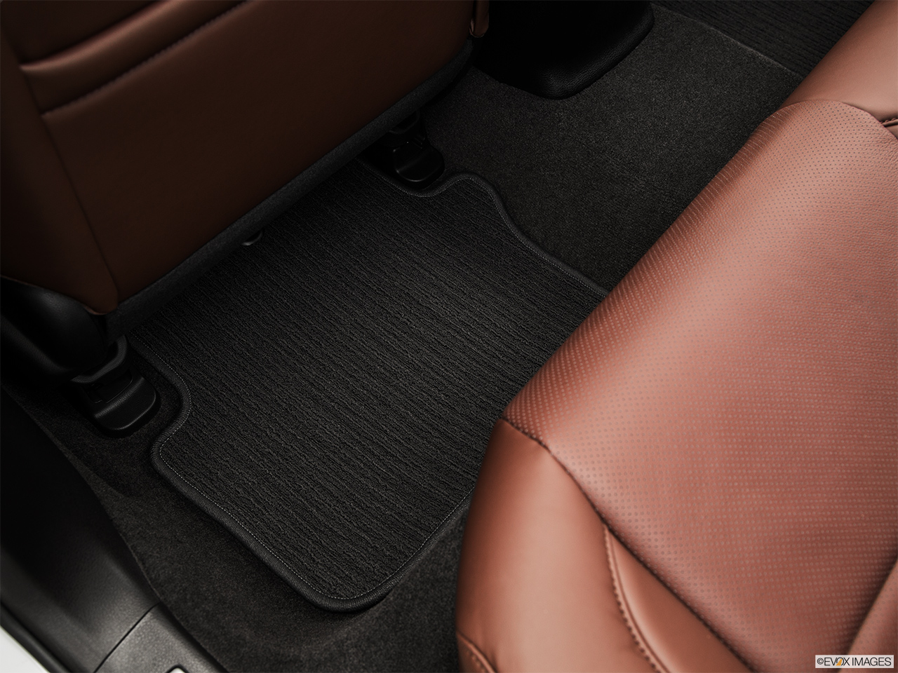 2015 Acura TLX 3.5 V-6 9-AT SH-AWD Rear driver's side floor mat. Mid-seat level from outside looking in. 