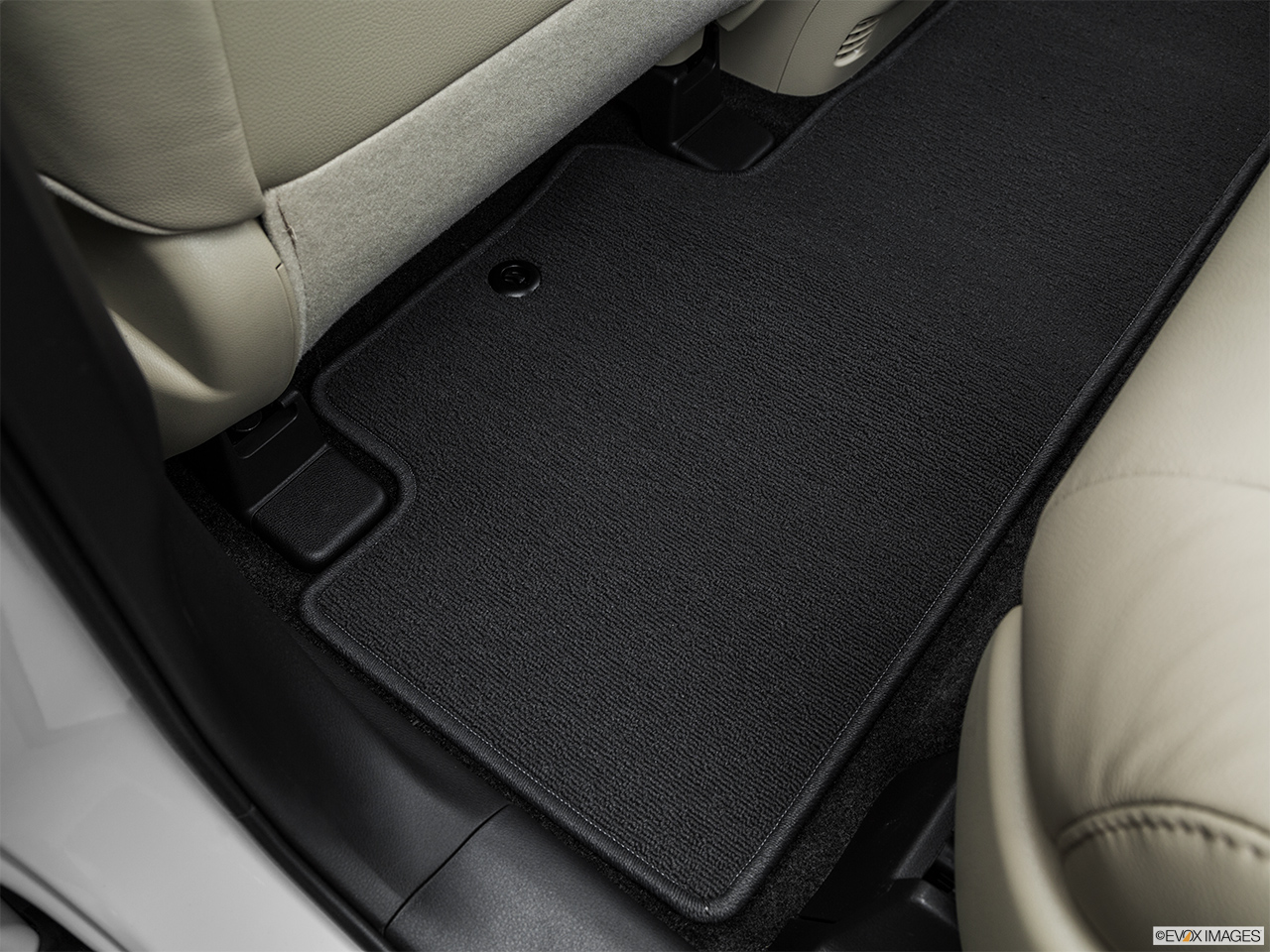 2016 Acura MDX SH-AWD Rear driver's side floor mat. Mid-seat level from outside looking in. 