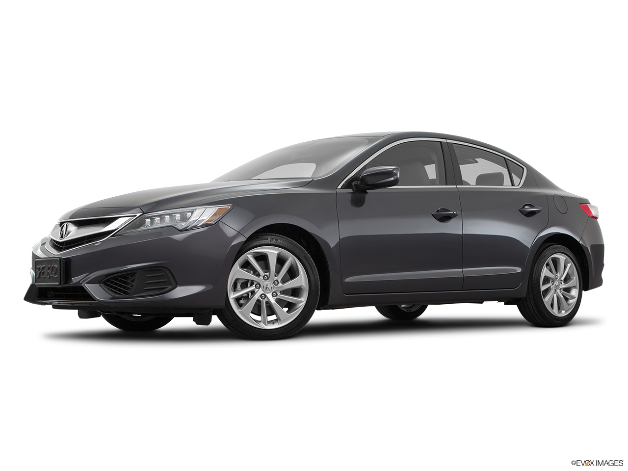 2016 Acura ILX Base Low/wide front 5/8. 