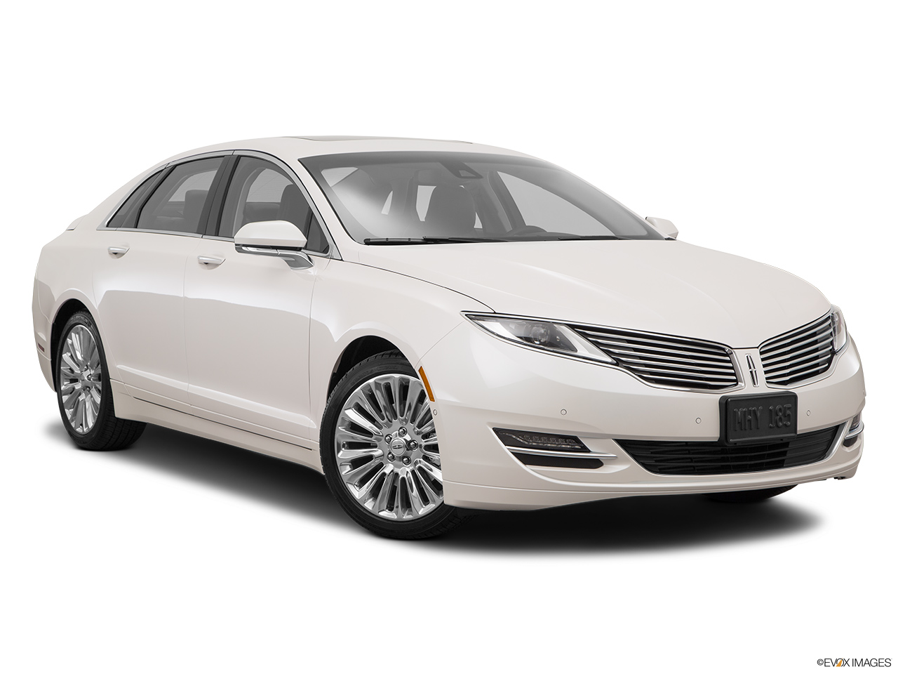 2016 Lincoln MKZ 2.0L EcoBoost FWD Front passenger 3/4 w/ wheels turned. 