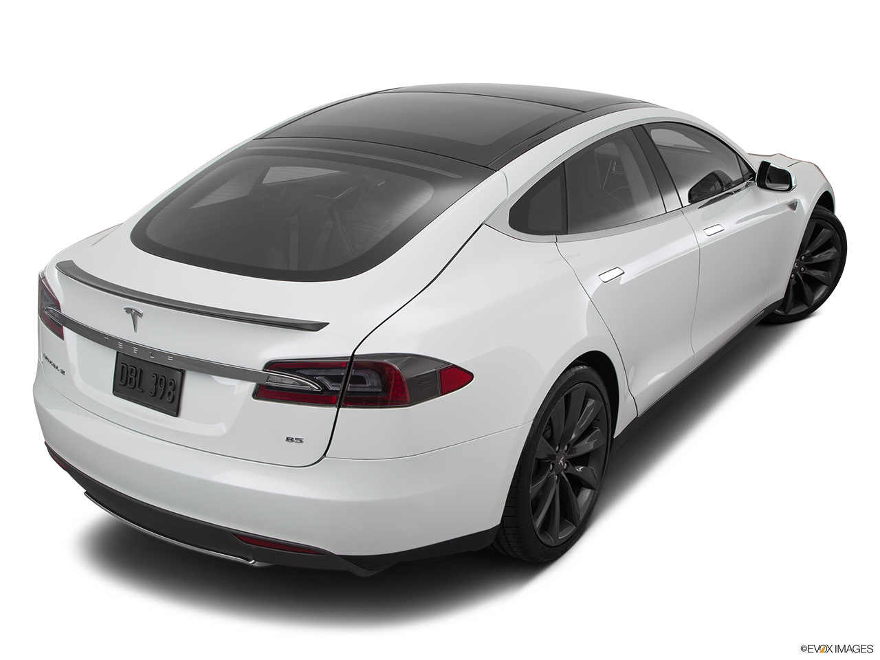2014 Tesla Model S Performance Rear 3/4 angle view. 