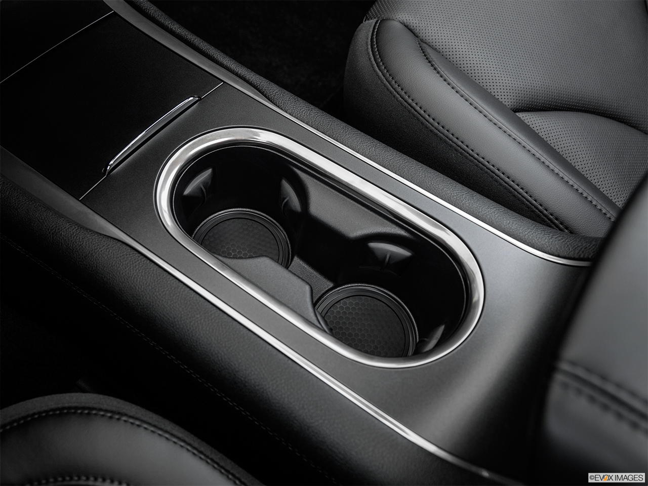 2015 Lincoln MKC Base Cup holders. 