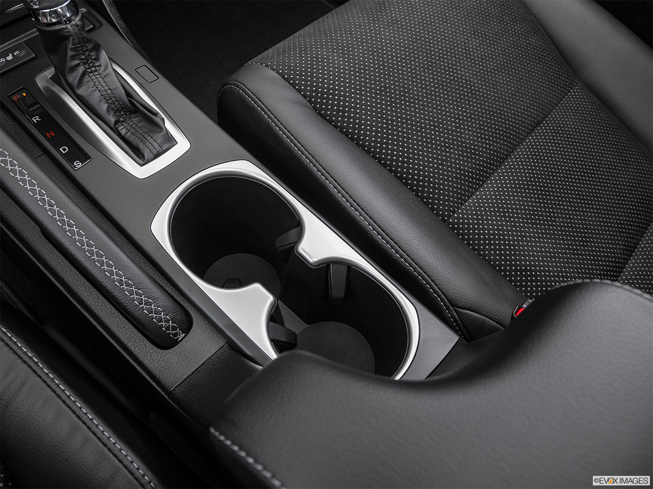 2016 Acura ILX Technology Plus and A-Spec Package Cup holders. 