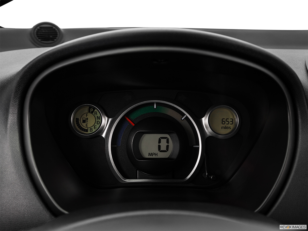 2016 Mitsubishi i-Miev ES Speedometer/tachometer. 