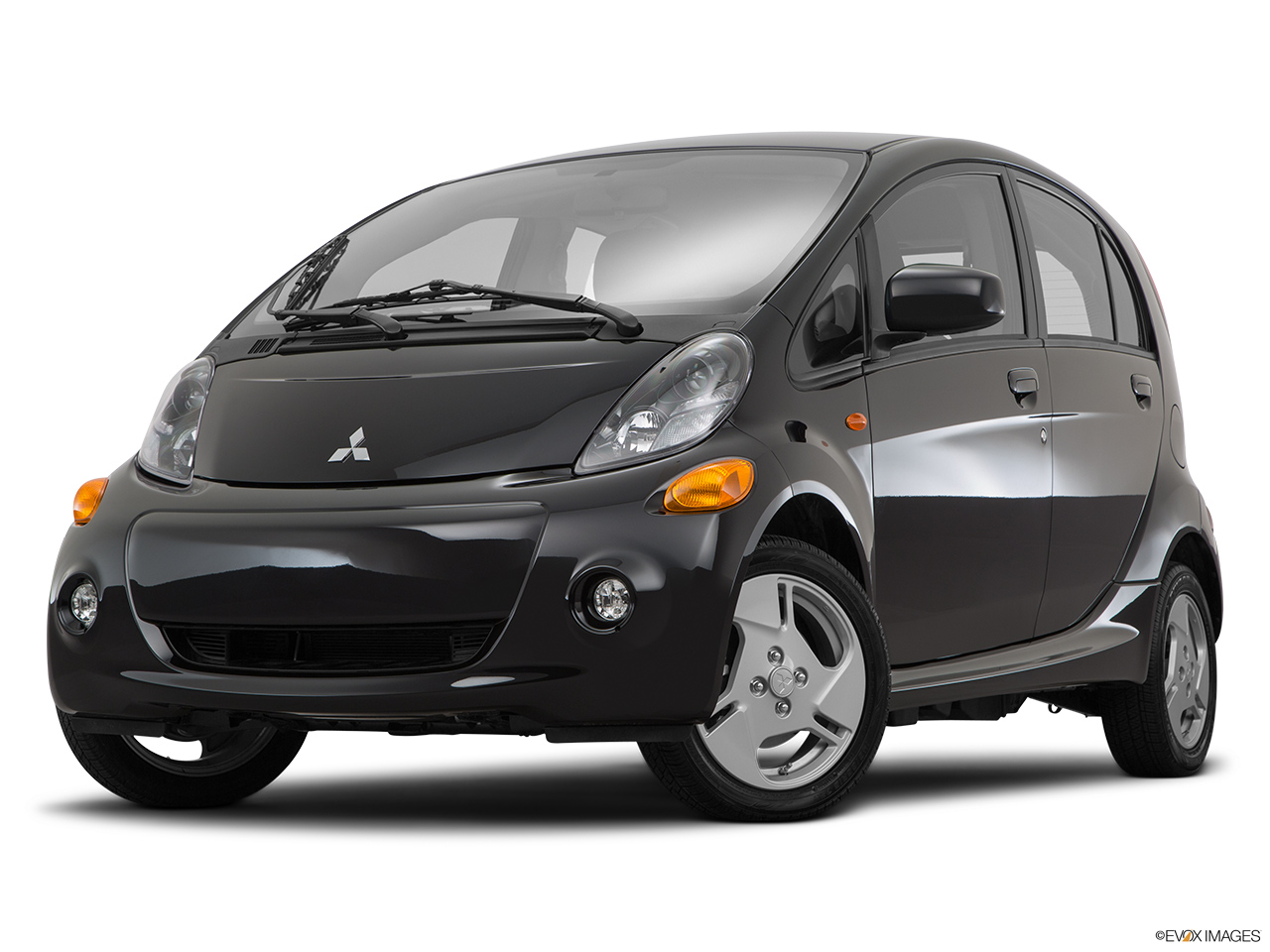 2017 Mitsubishi i-Miev ES Front angle view, low wide perspective. 