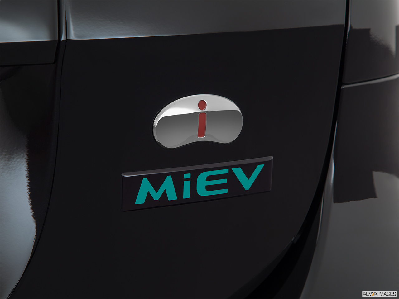 2017 Mitsubishi i-Miev ES Rear model badge/emblem 