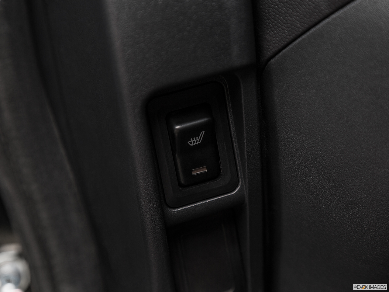 2016 Mitsubishi i-Miev ES Heated Seats Control 