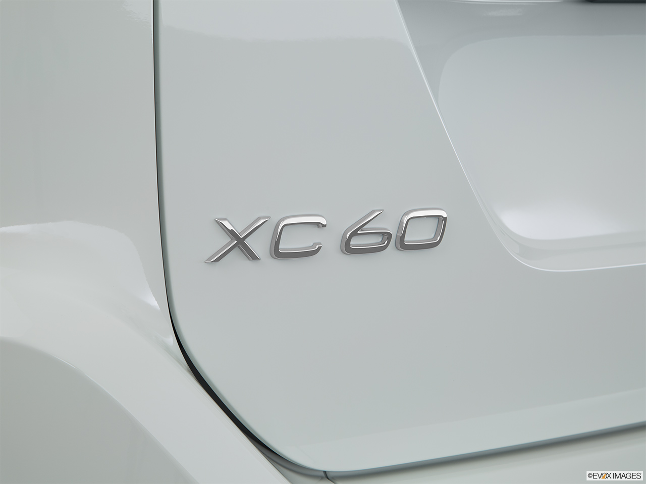 2016 Volvo XC60 T5 Drive-E FWD Premier Rear model badge/emblem 