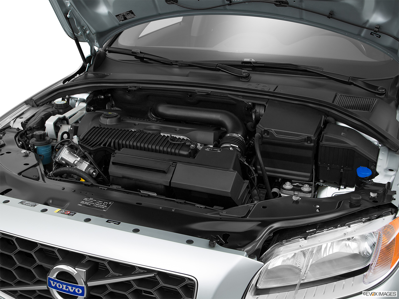 2016 Volvo XC70 T5 AWD Premier Engine. 