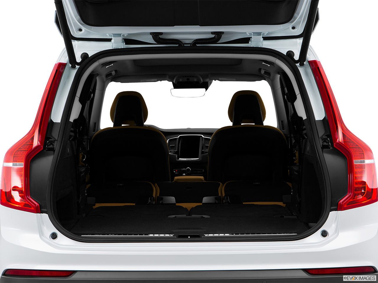 2016 Volvo XC90 T6 AWD Hatchback & SUV rear angle. 