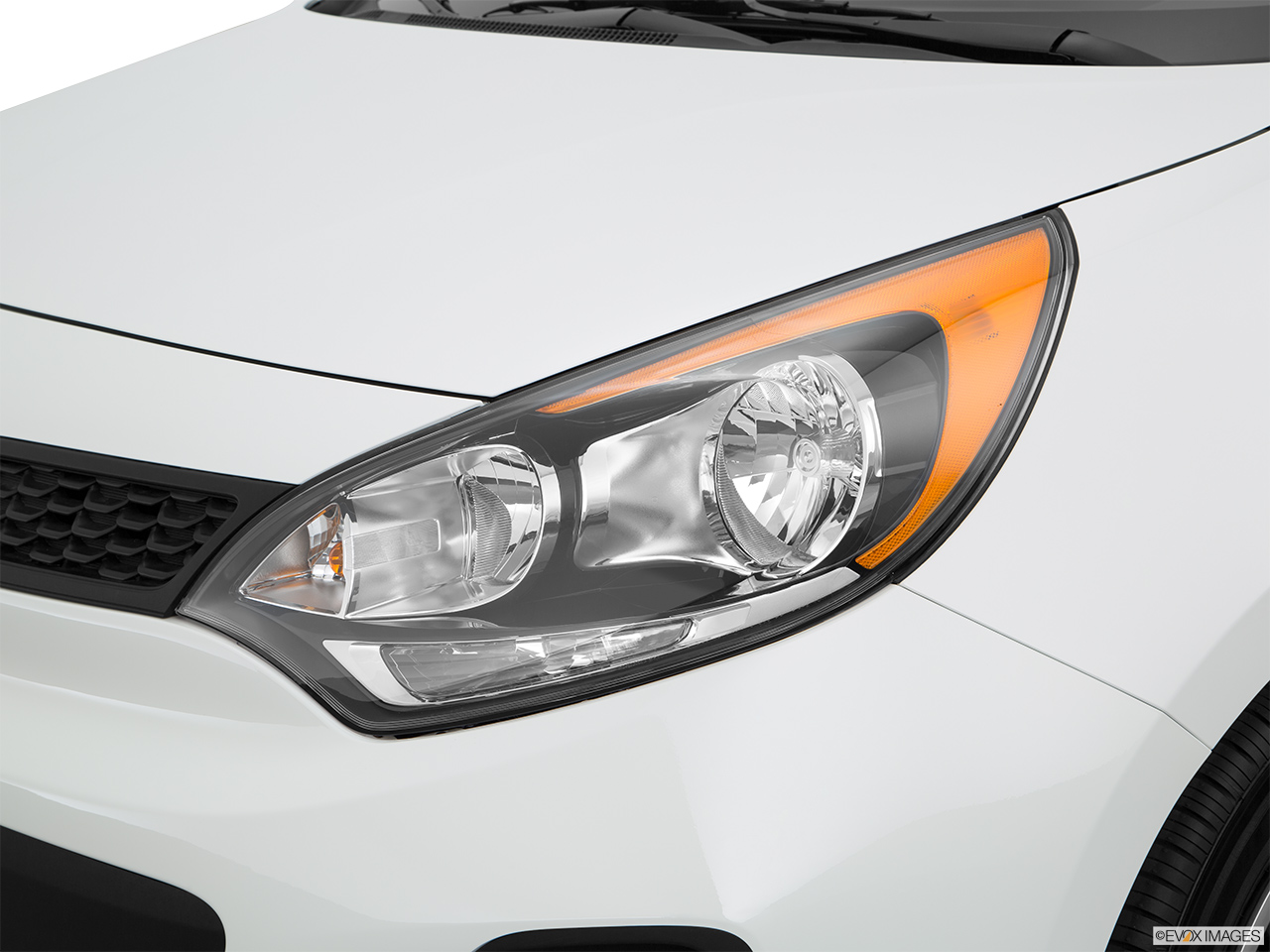 2016 Kia Rio 5-door LX Drivers Side Headlight. 