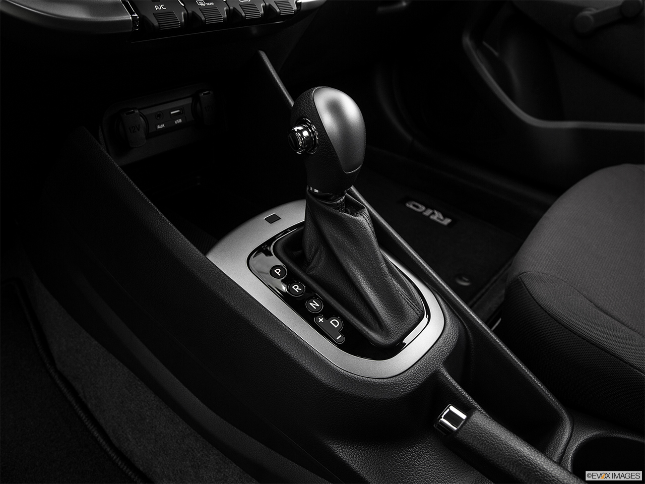 2017 Kia Rio 5-door LX Gear shifter/center console. 