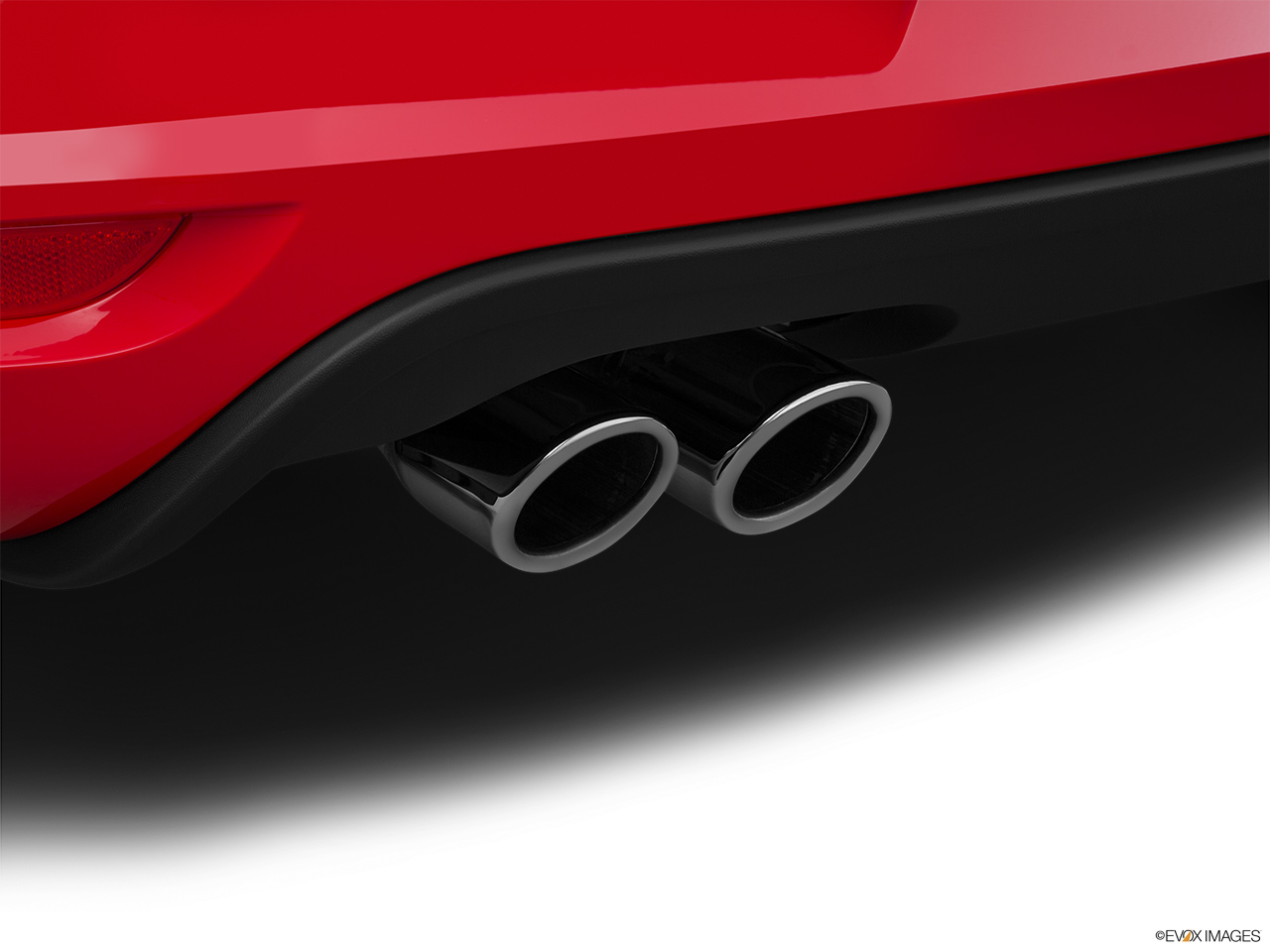 2016 Volkswagen Eos Komfort Edition Chrome tip exhaust pipe. 