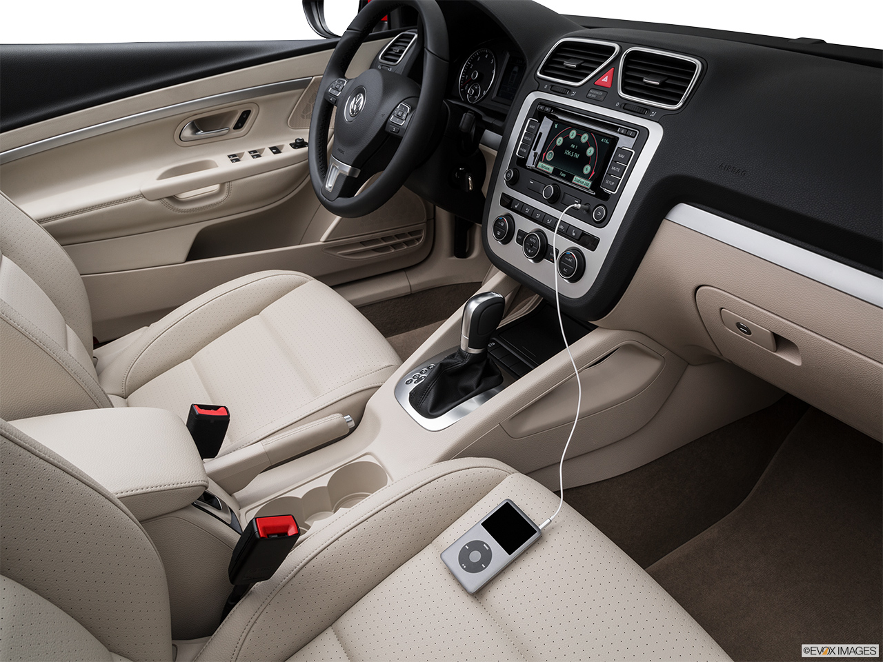 2016 Volkswagen Eos Komfort Edition Auxiliary jack props. 