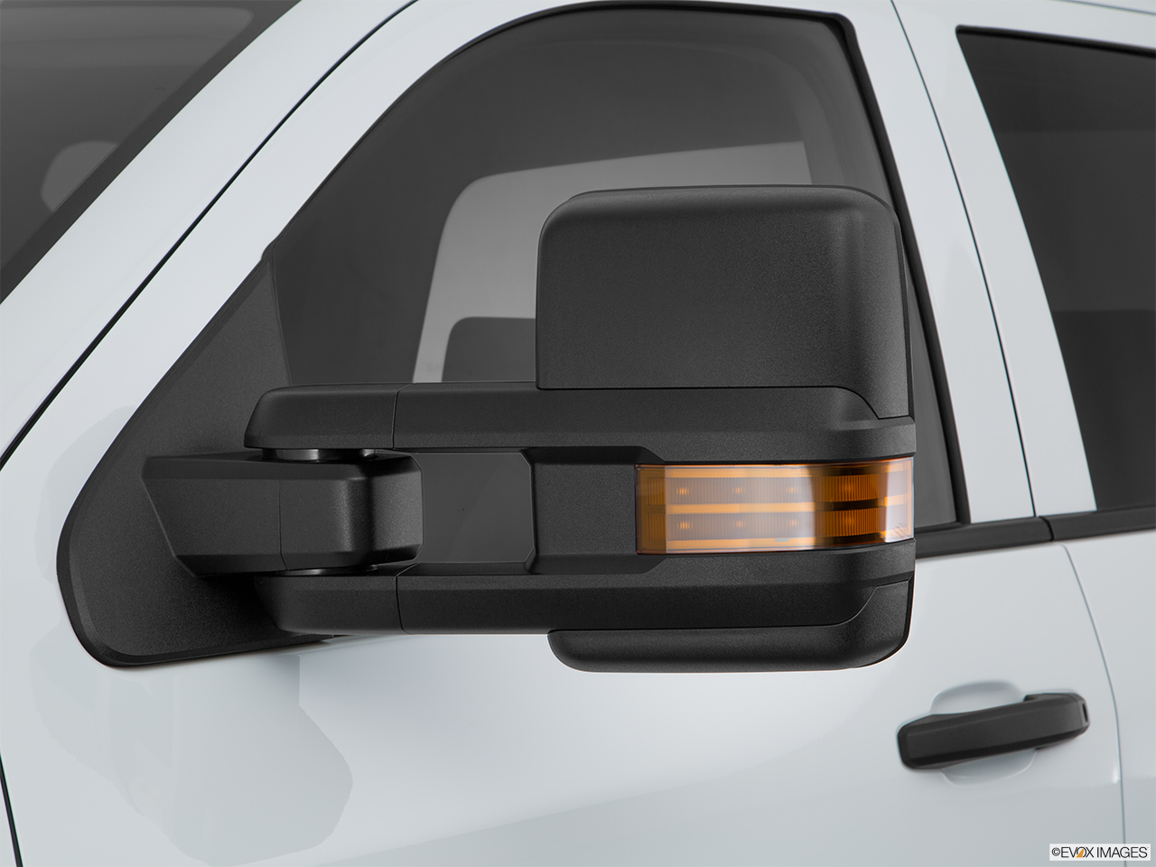 2016 GMC Sierra 2500HD Base Driver's side mirror, 3_4 rear 