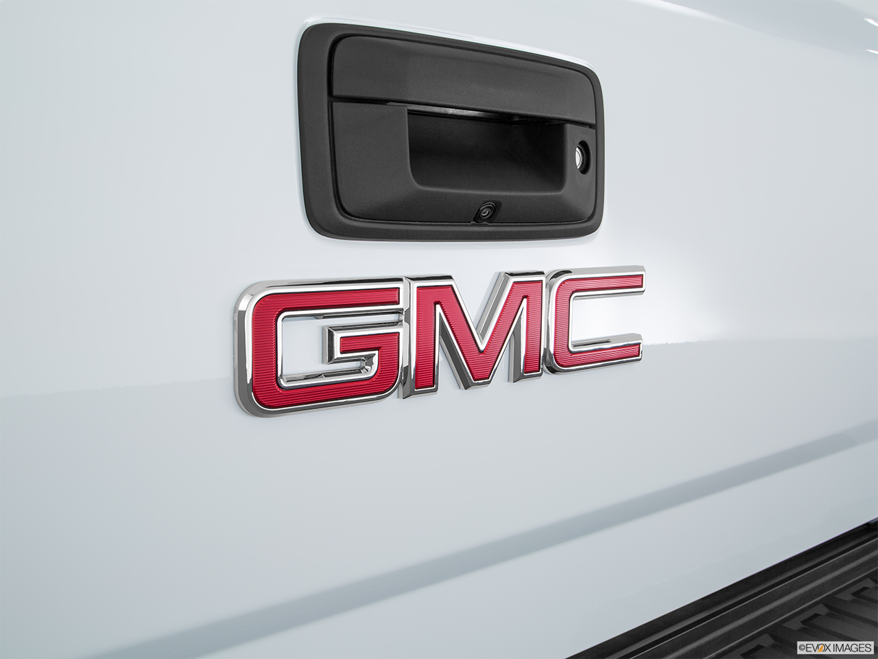 2016 GMC Sierra 2500HD Base Rear manufacture badge/emblem 