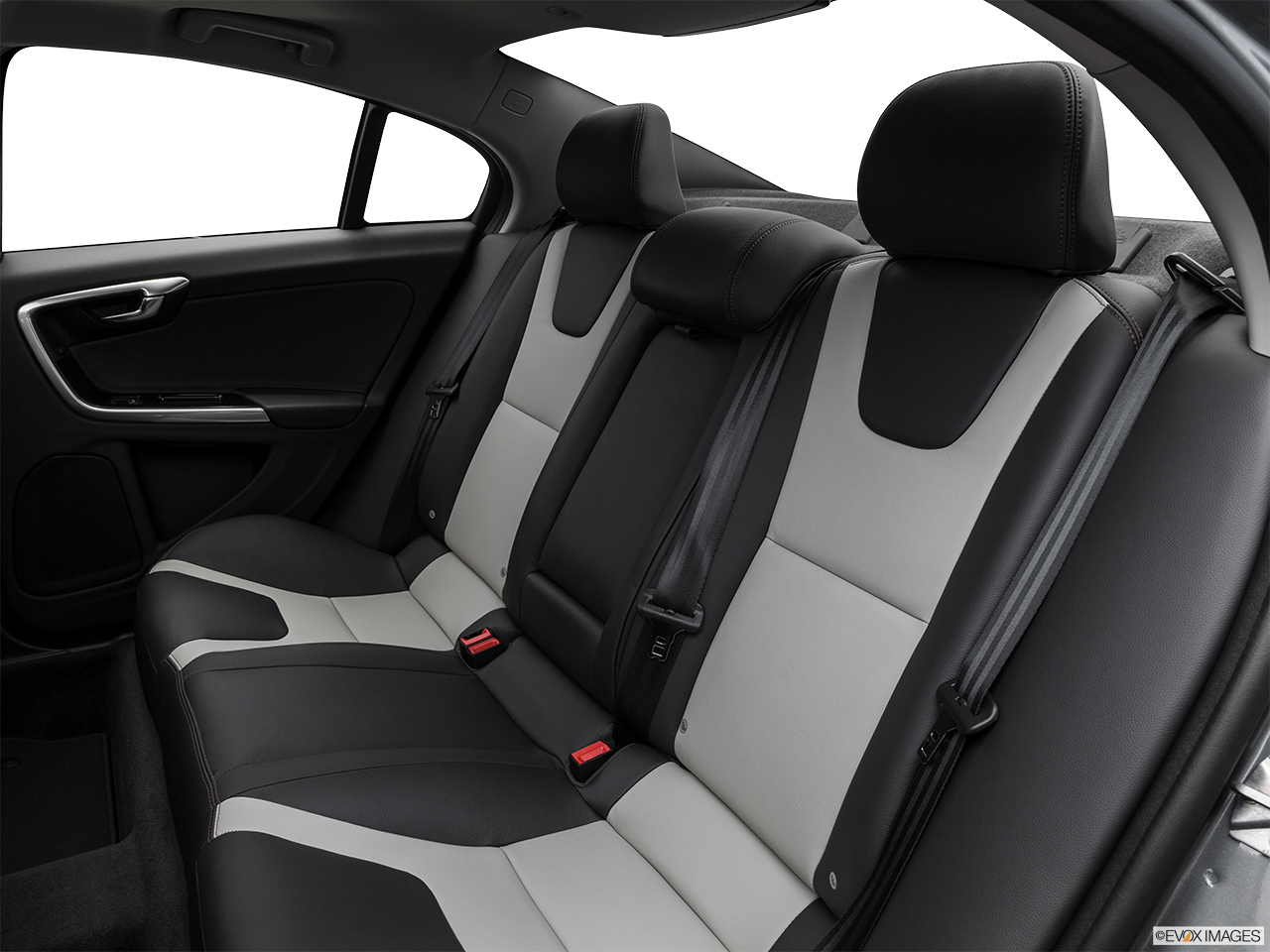 2016 Volvo S60 Cross Country T5 AWD Rear seats from Drivers Side. 