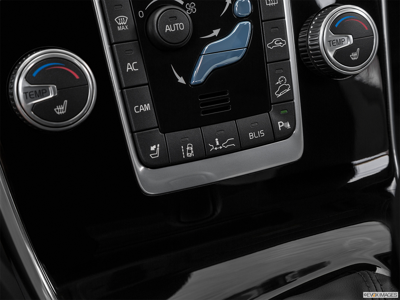 2016 Volvo S60 Cross Country T5 AWD Interior Bonus Shots (no set spec) 