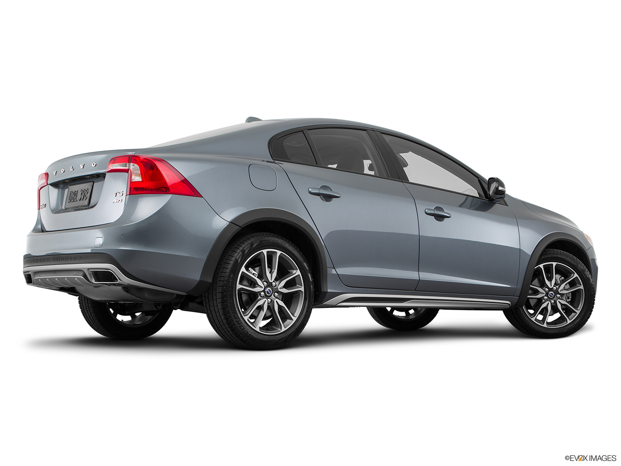 2016 Volvo S60 Cross Country T5 AWD Low/wide rear 5/8. 