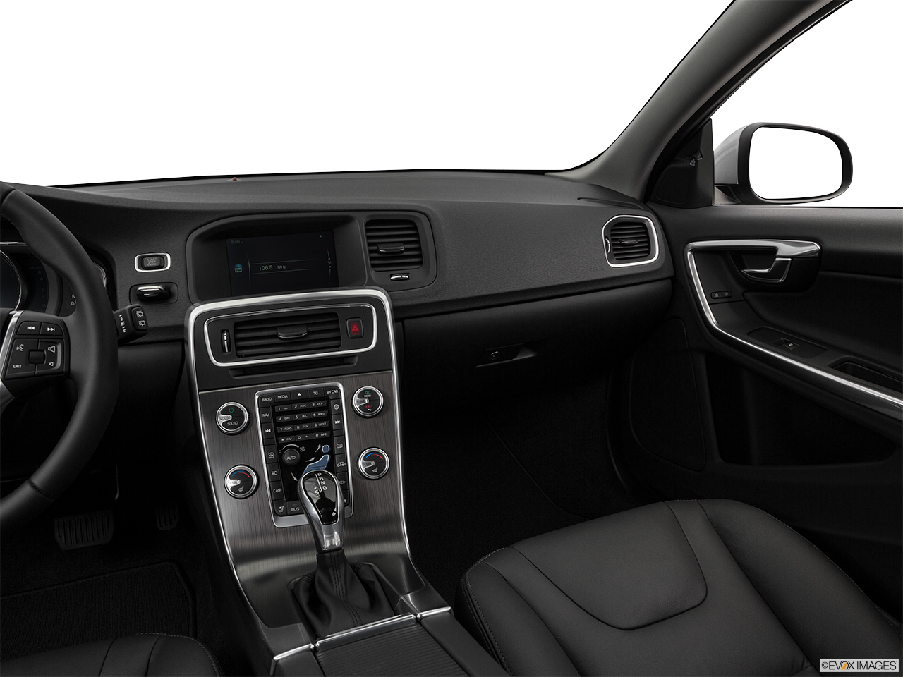 2016 Volvo V60 T5 Drive-E FWD Premier Center Console/Passenger Side. 
