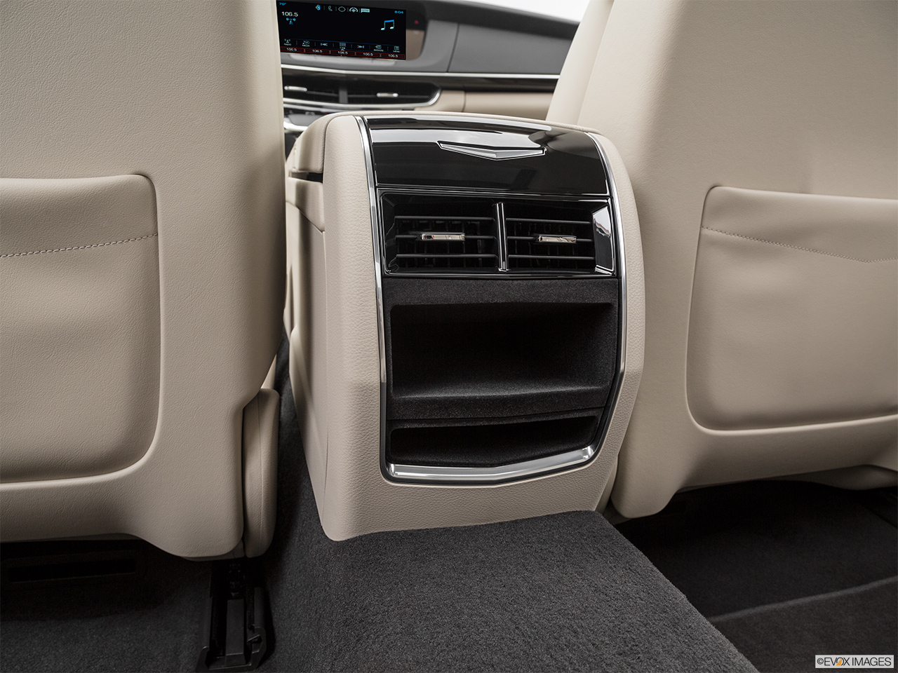 2016 Cadillac CT6 Base Rear A/C controls. 
