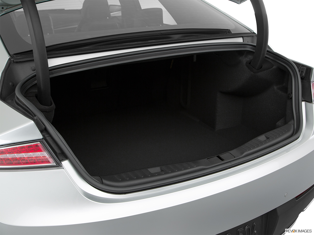 2017 Lincoln MKZ Reserve Trunk open. 