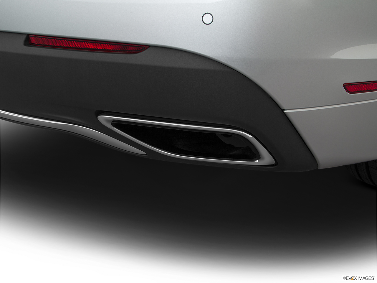 2017 Lincoln MKZ Reserve Chrome tip exhaust pipe. 