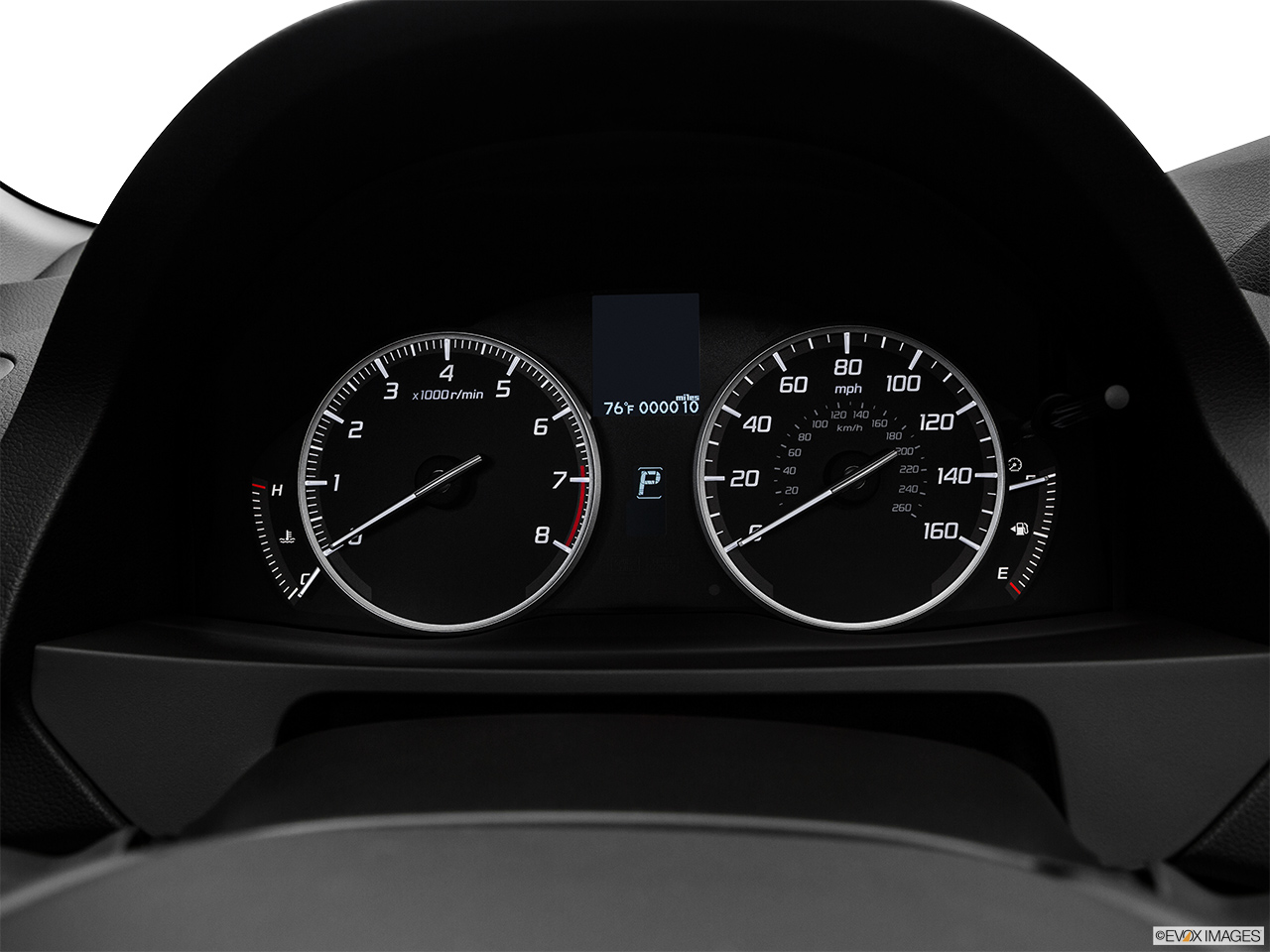 2017 Acura RDX AWD Speedometer/tachometer. 