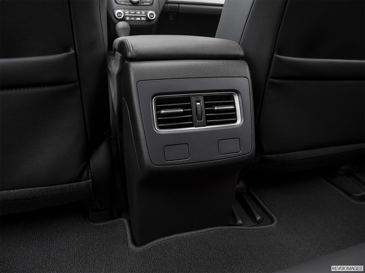 2017 Acura RDX AWD Rear A/C controls. 