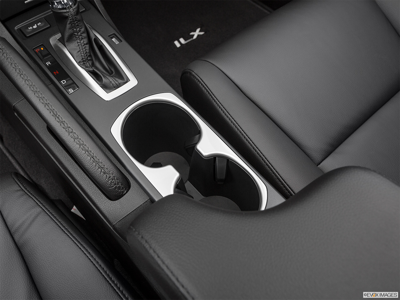 2017 Acura ILX Base Cup holders. 