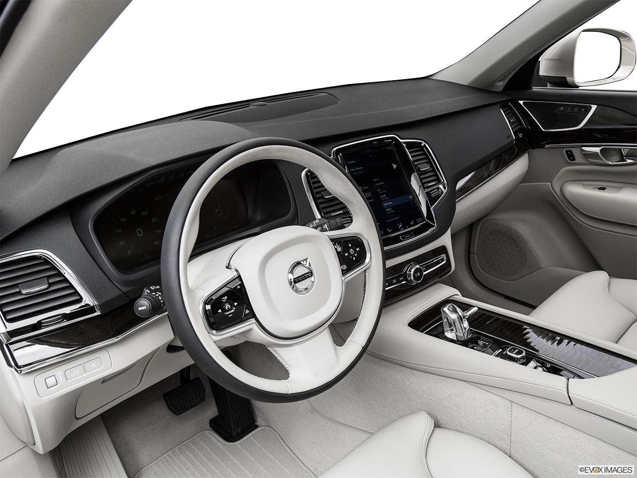 2016 Volvo XC90 Hybrid T8 Momentum Interior Hero (driver's side). 