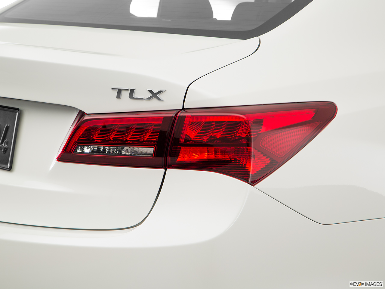 2017 Acura TLX 2.4 8-DCP P-AWS Passenger Side Taillight. 