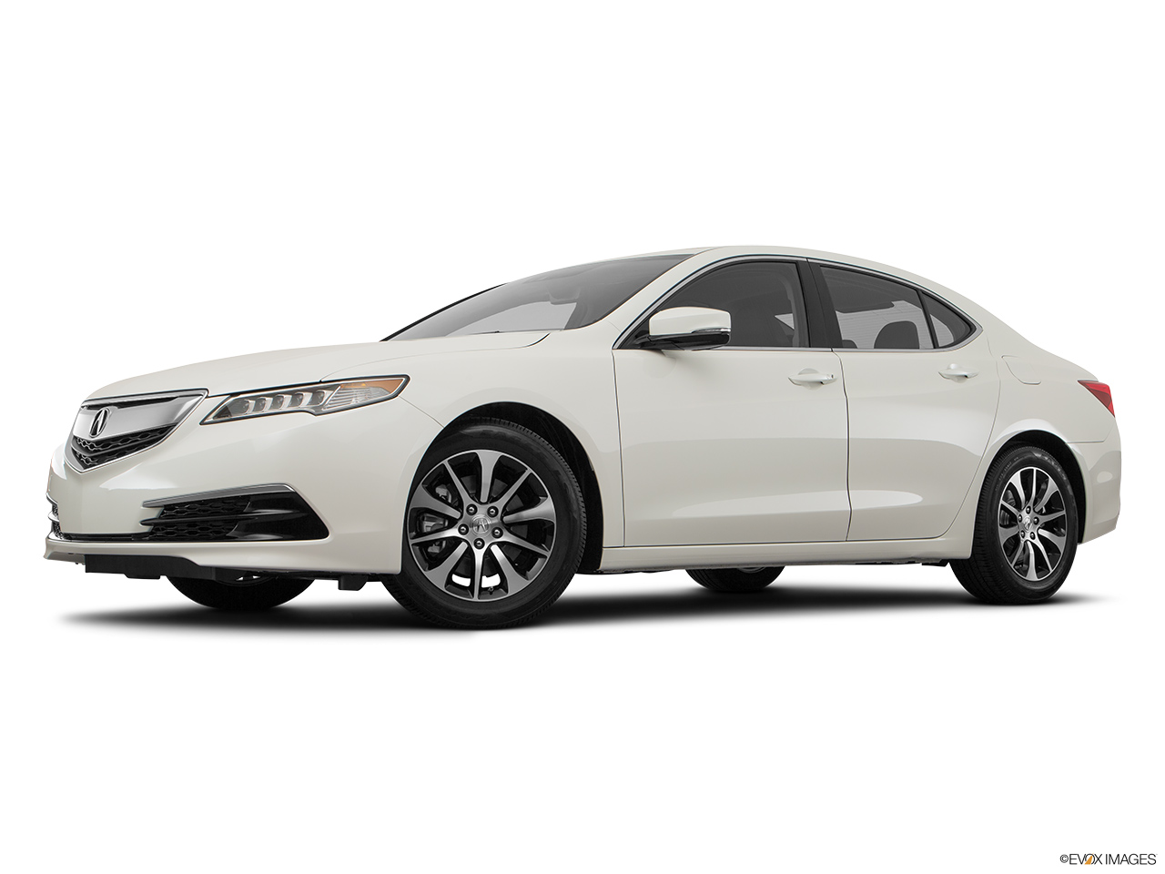 2017 Acura TLX 2.4 8-DCP P-AWS Low/wide front 5/8. 