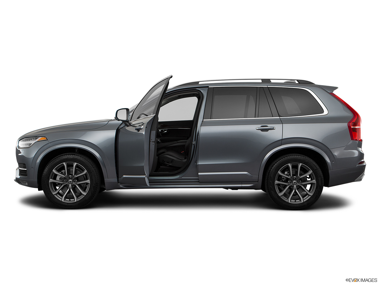 2017 Volvo XC90 T6 Momentum Driver's side profile with drivers side door open. 
