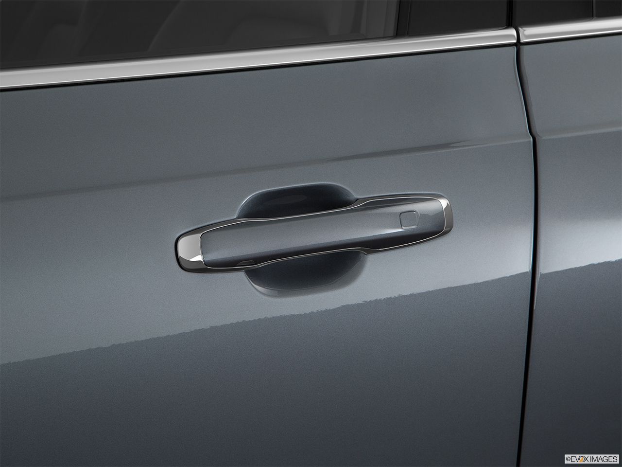2018 Volvo XC90 T6 Momentum Drivers Side Door handle. 