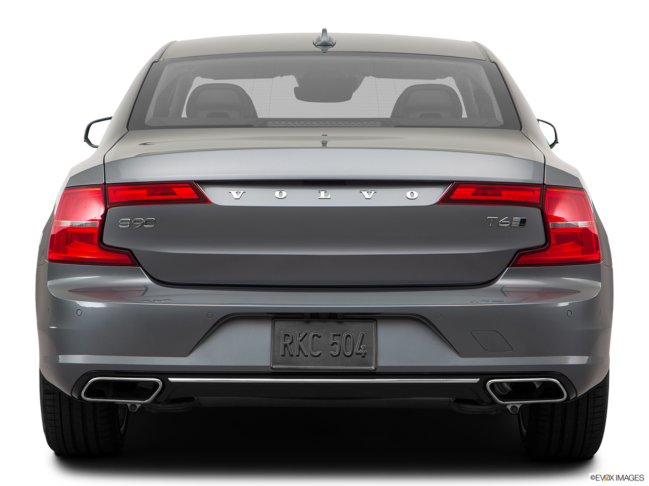 2017 Volvo S90 T6 Inscription Low/wide rear. 