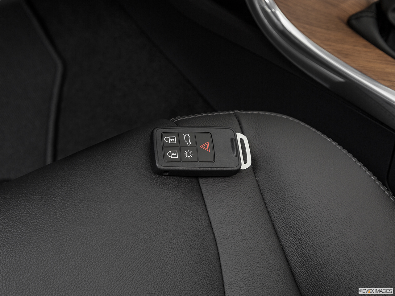2017 Volvo XC60 T5 Inscription Key fob on driver's seat. 