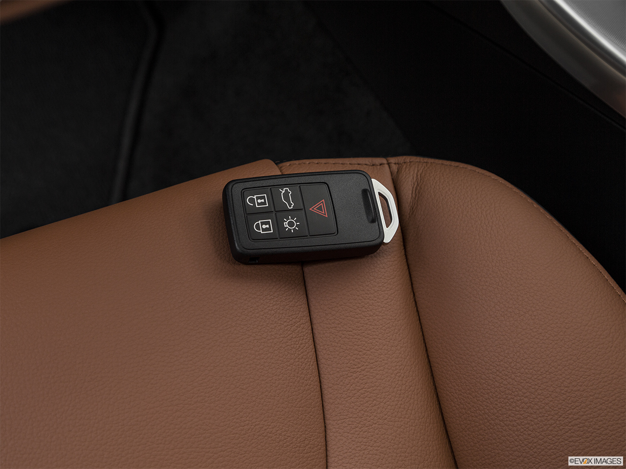 2018 Volvo S60 T5 Inscription Key fob on driver's seat. 