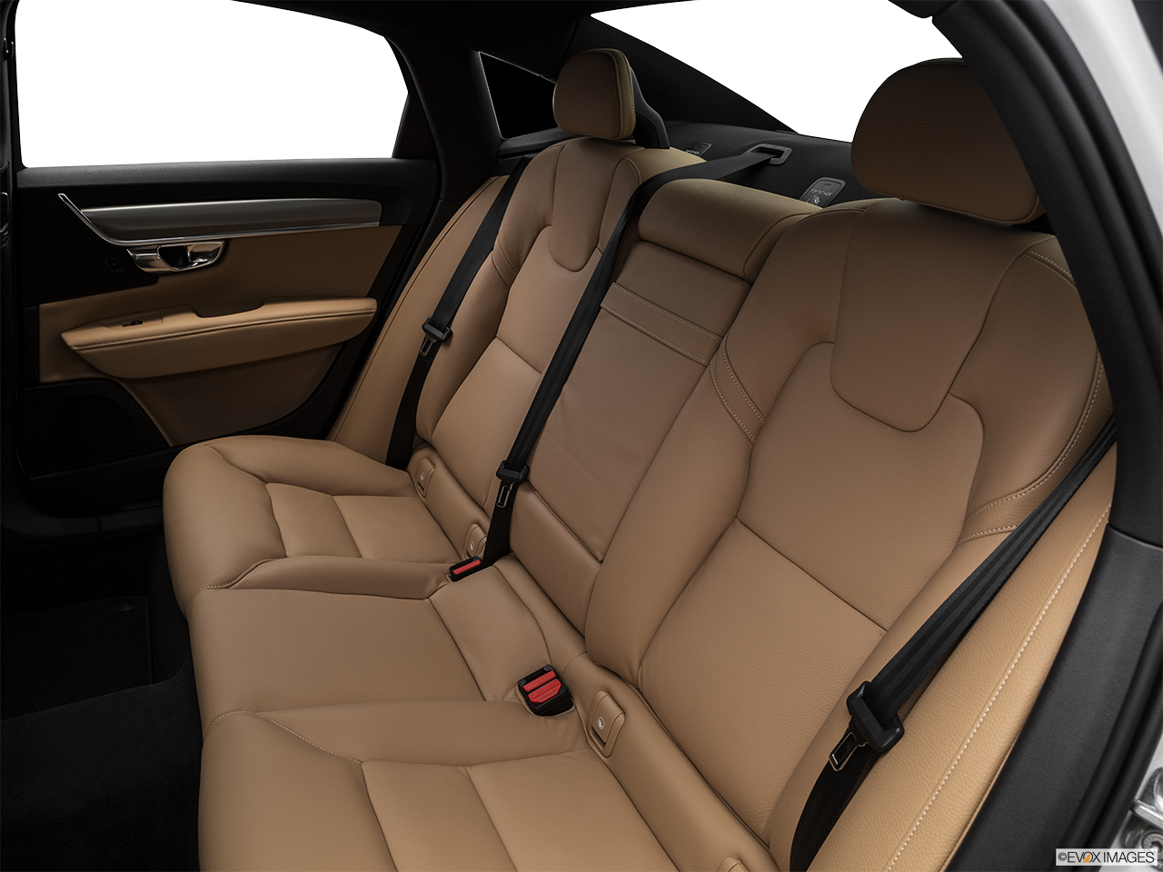 2017 Volvo S90 T6 Momentum Rear seats from Drivers Side. 