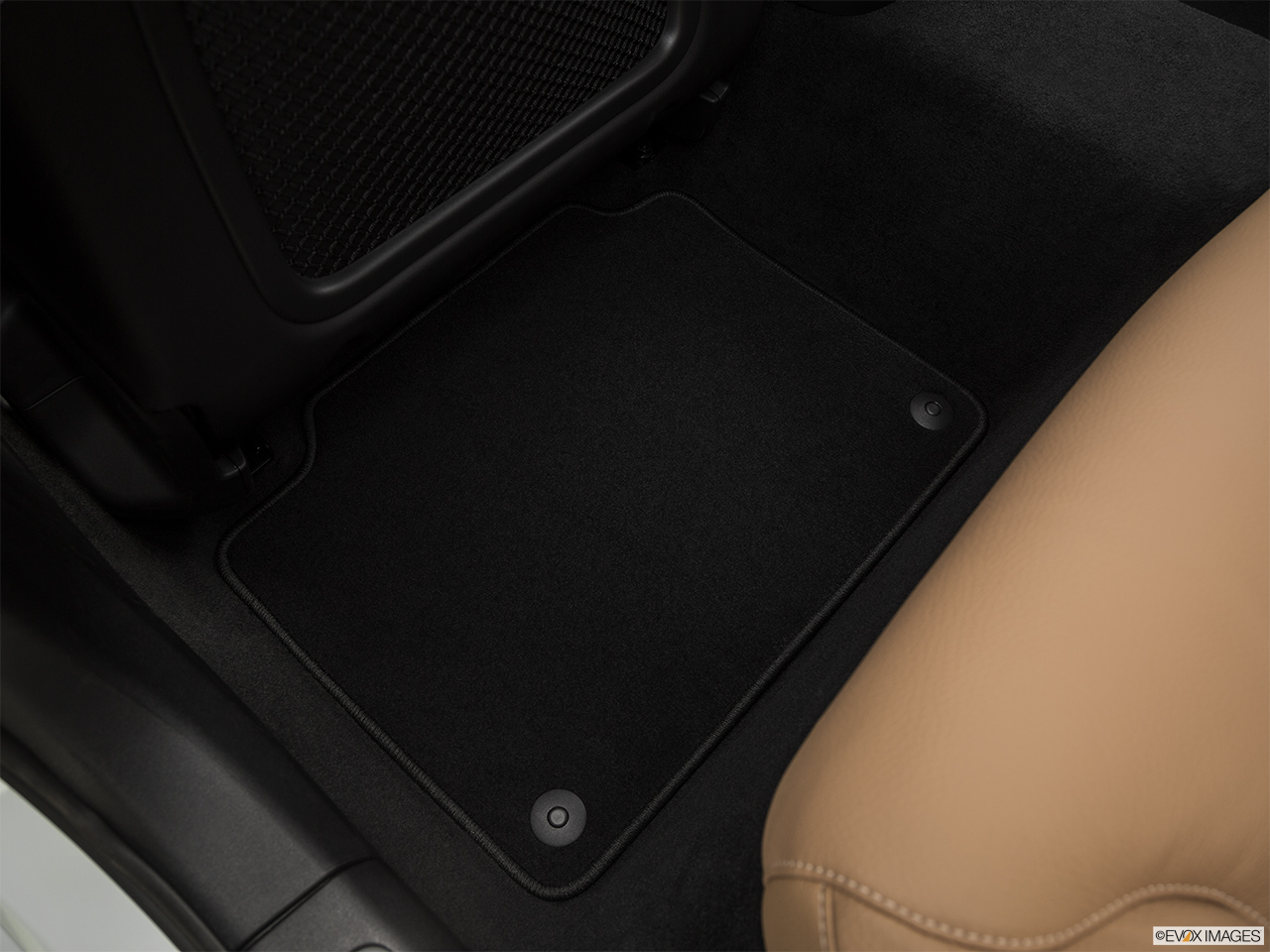 2017 Volvo S90 T6 Momentum Rear driver's side floor mat. Mid-seat level from outside looking in. 