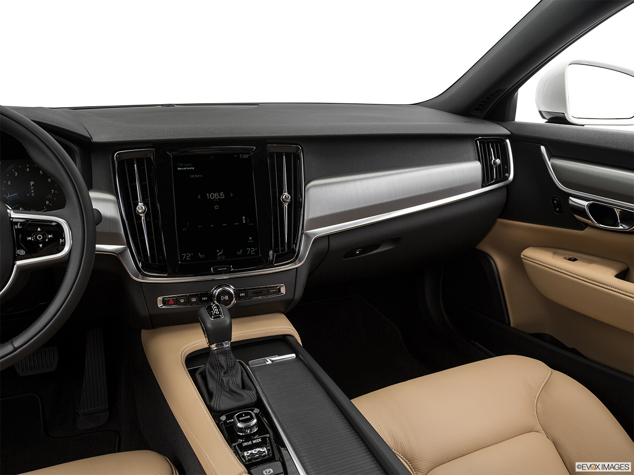 2017 Volvo S90 T6 Momentum Center Console/Passenger Side. 