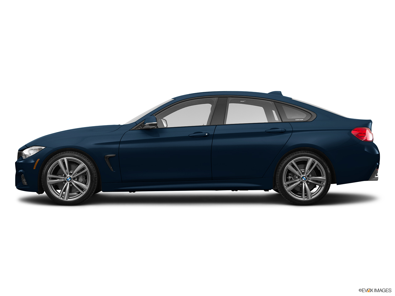 2024 BMW 4-series   Side