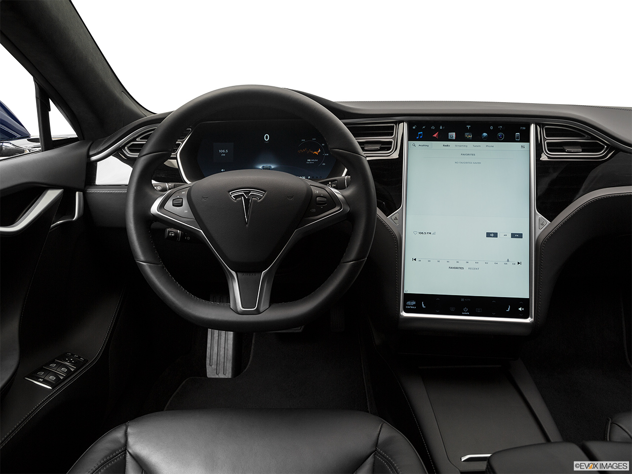 2016 Tesla Model S 75 Steering wheel/Center Console. 