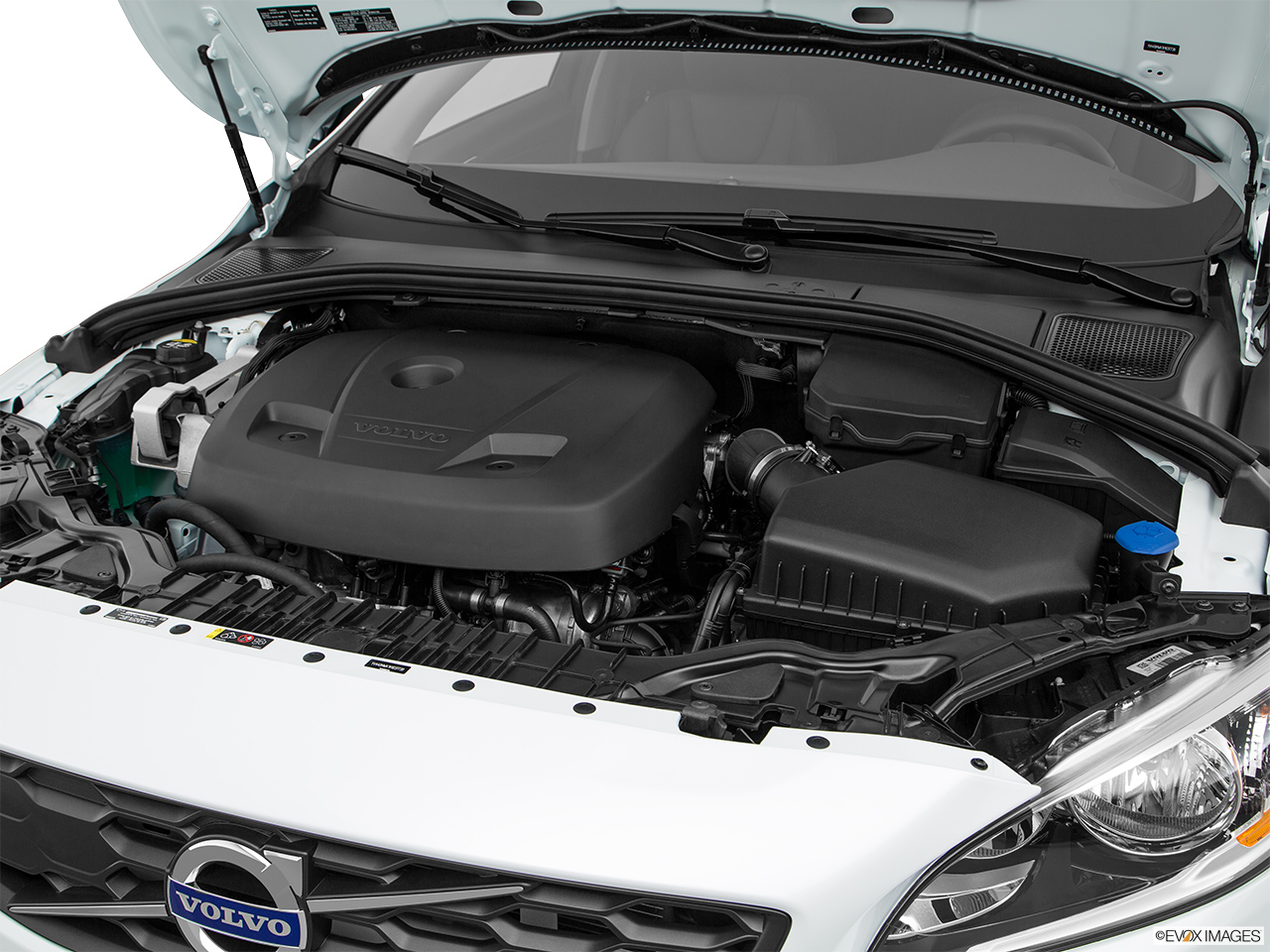 2017 Volvo V60 Cross Country T5 AWD Engine. 
