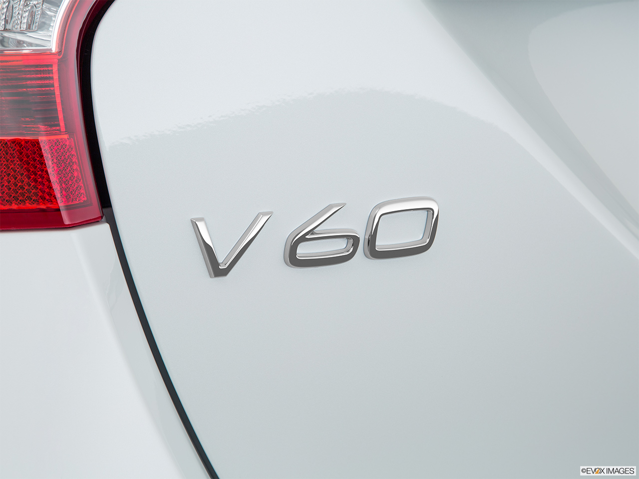 2018 Volvo V60 Cross Country T5 AWD Rear model badge/emblem 
